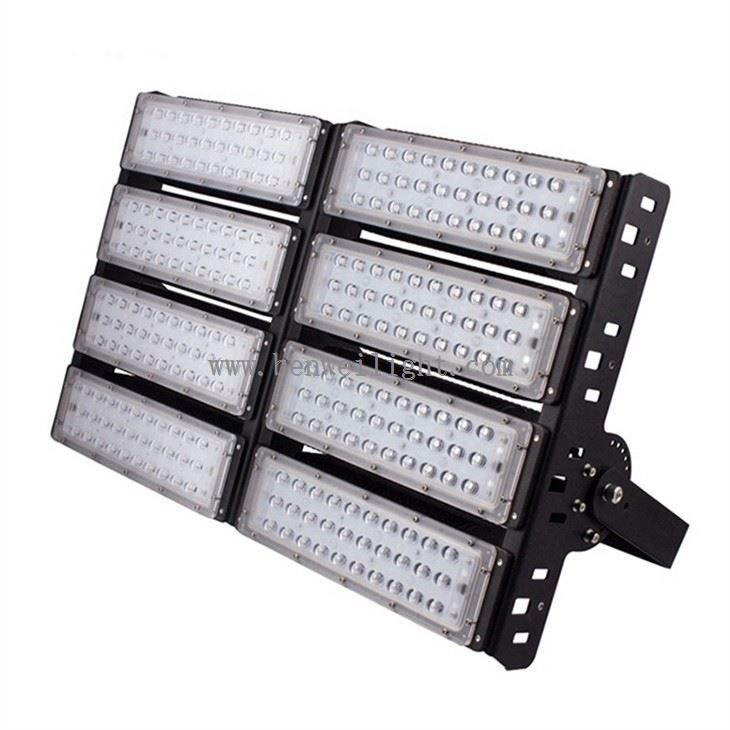 ไฟสปอร์ตไลท์ LED 500w