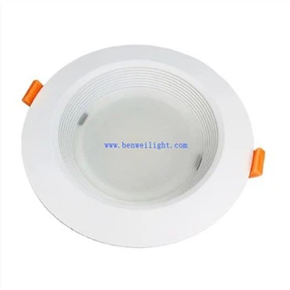 ดาวน์ไลท์วอร์มไวท์