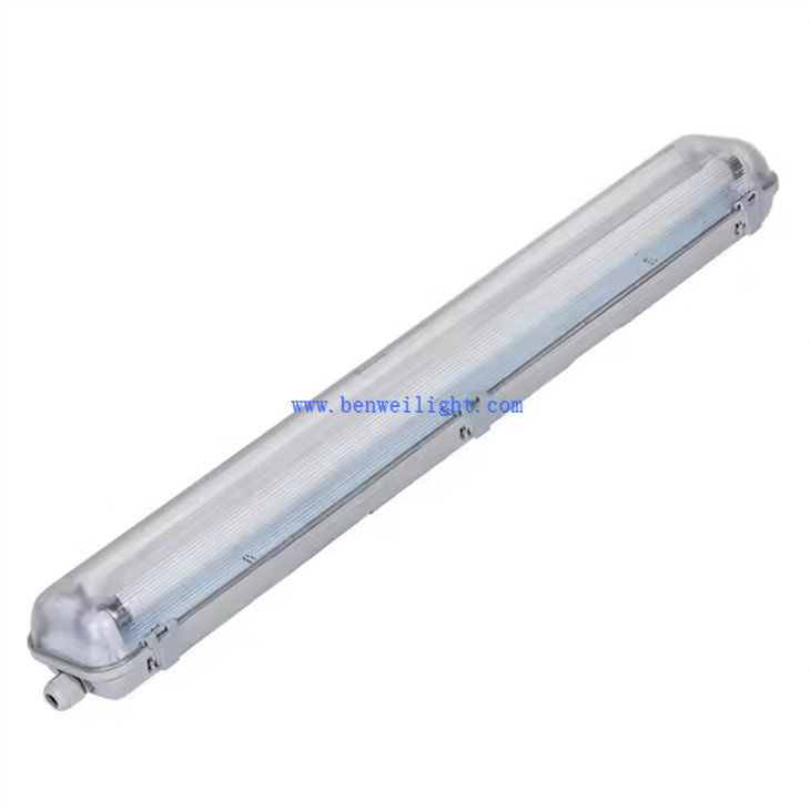 Dustproof Ceiling LED Linear Light (2)