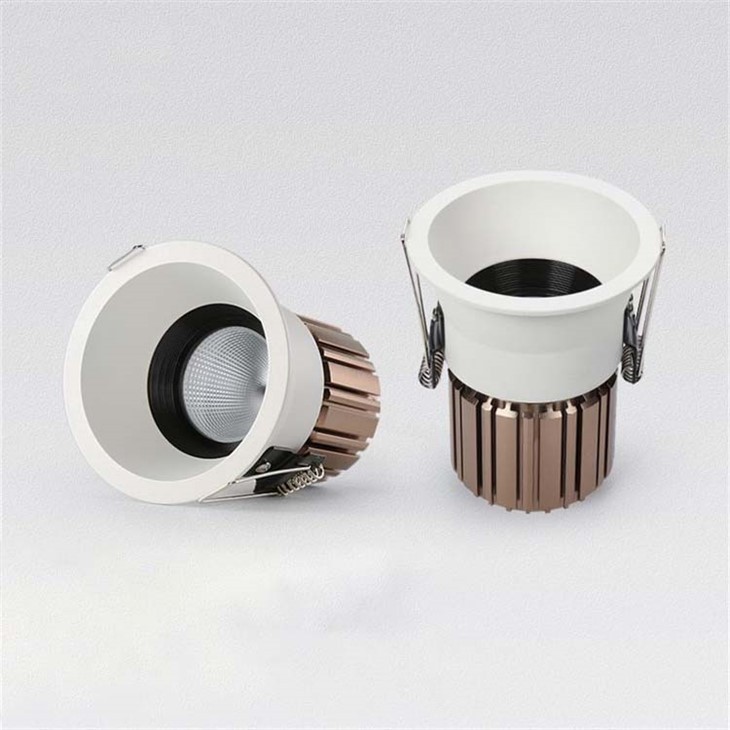 โคมดาวน์ไลท์ LED หรี่แสงได้ 15W